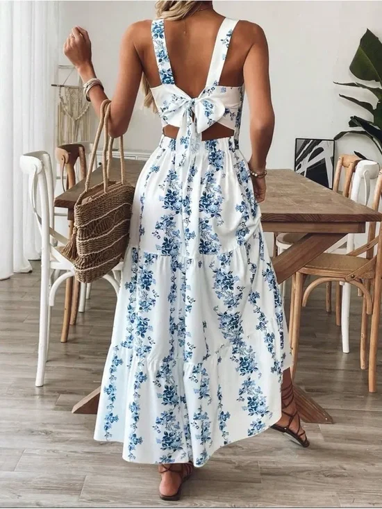 Plus size White and Blue Floral Maxi NEW - Picture 2 of 3